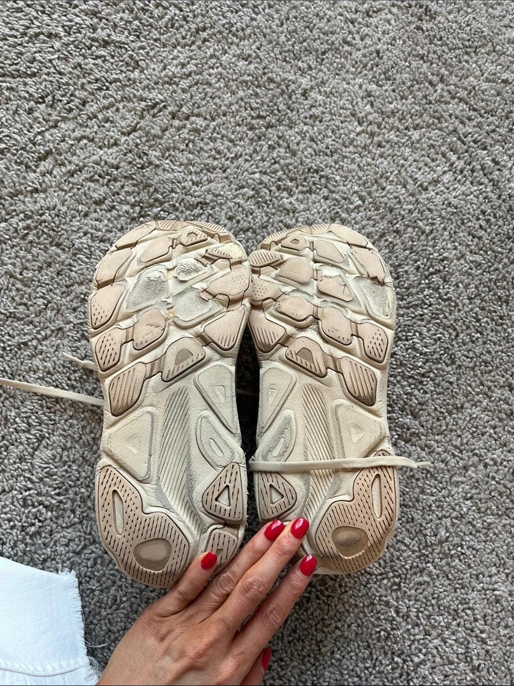 Hoka Clifton 9 Running Shoes Womens 8 Shifting Sand Eggnog Athletic Run Training
